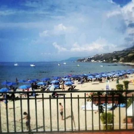 La Casetta Di Ulisse Minicasa Per Amici Appartamento