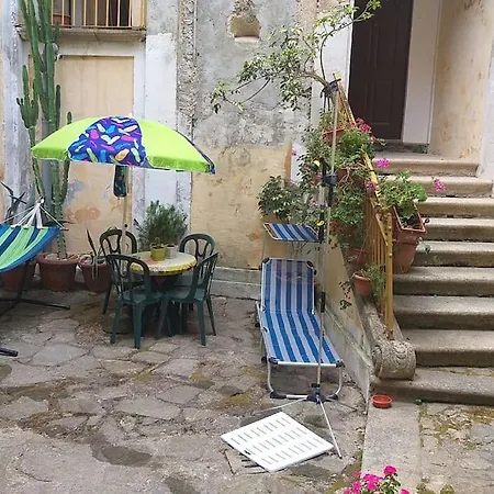 Lejlighed La Casetta Di Ulisse Minicasa Per Amici