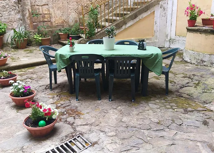 公寓 La Casetta Di Ulisse Minicasa Per Amici *