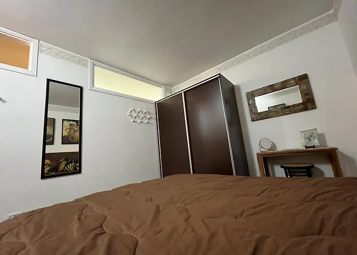 公寓 La Casetta Di Ulisse Minicasa Per Amici 维博瓦伦蒂亚