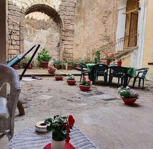 Lejlighed La Casetta Di Ulisse Minicasa Per Amici *